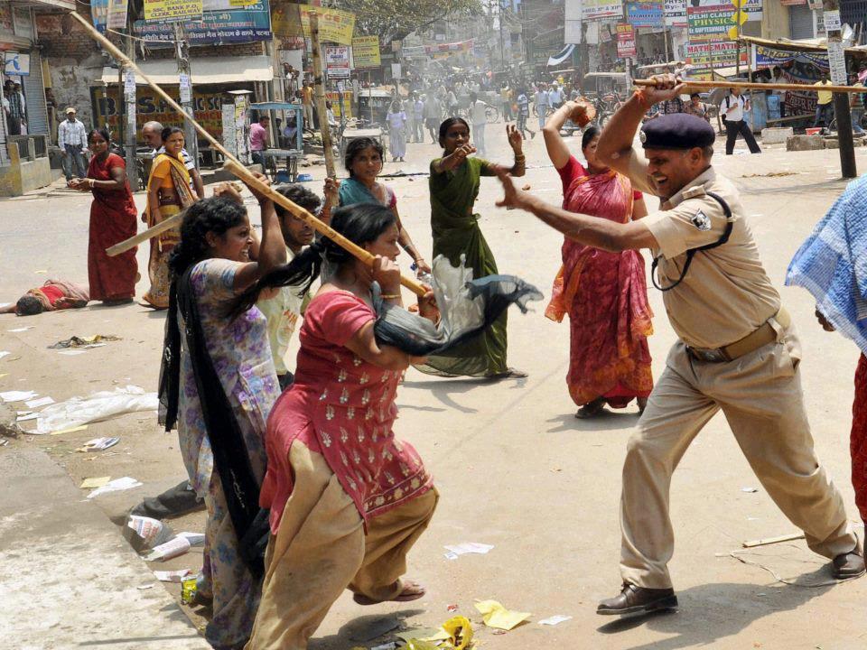 india donne in lotta india donne in lotta